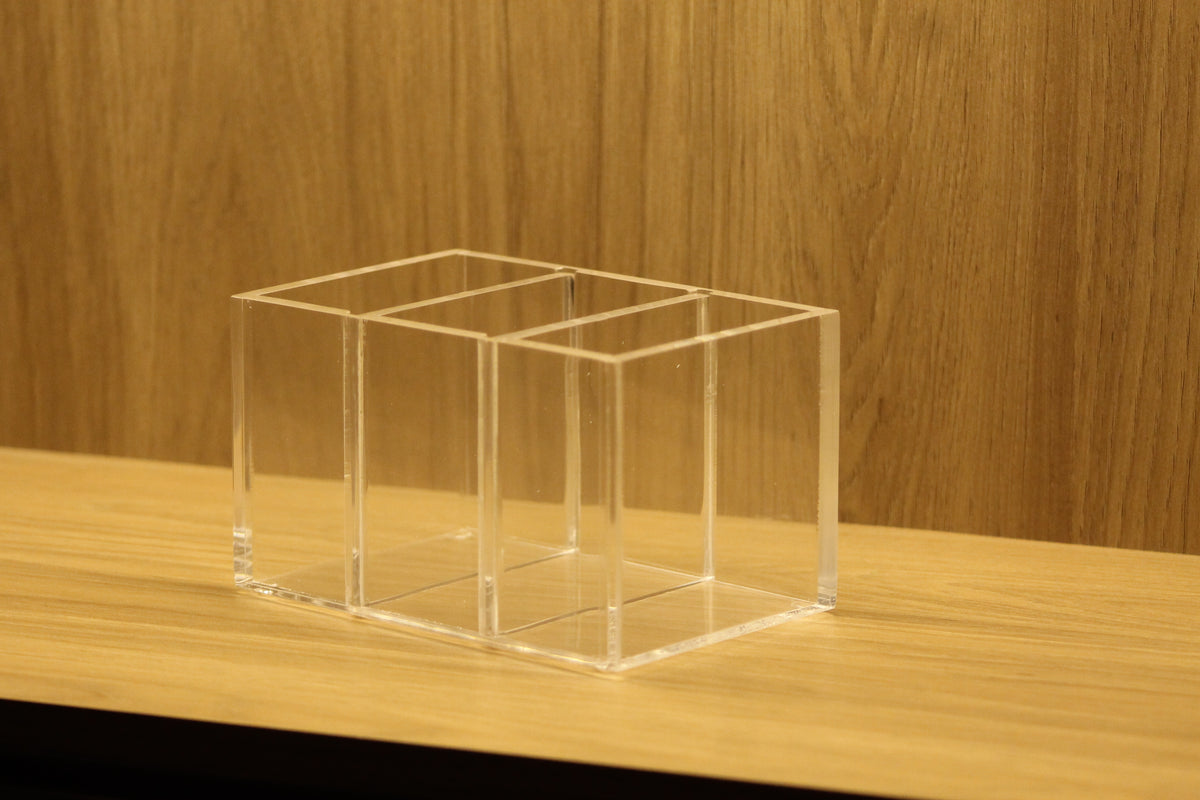 Porta Controle Mod. 1 em Acrílico Transparente | Authentic Home Decor