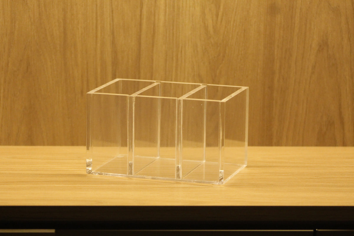 Porta Controle Mod. 1 em Acrílico Transparente | Authentic Home Decor